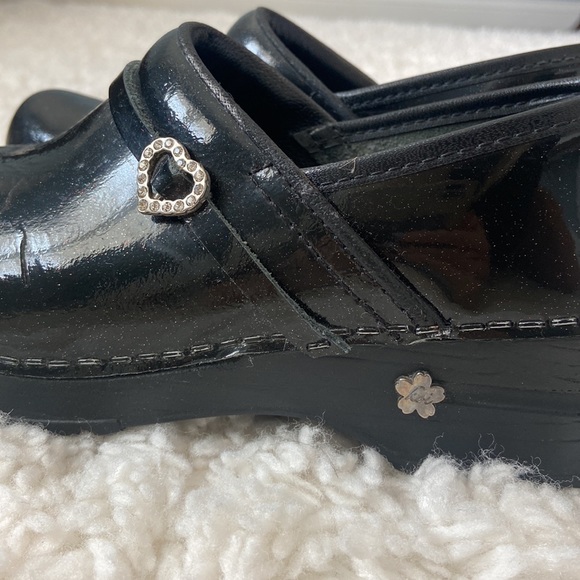 Black Sanita Clogs - Picture 3 of 4